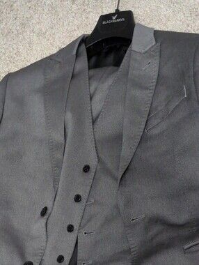 Men's Grey Three-Piece Suit with Matching Vest - Blackberrys